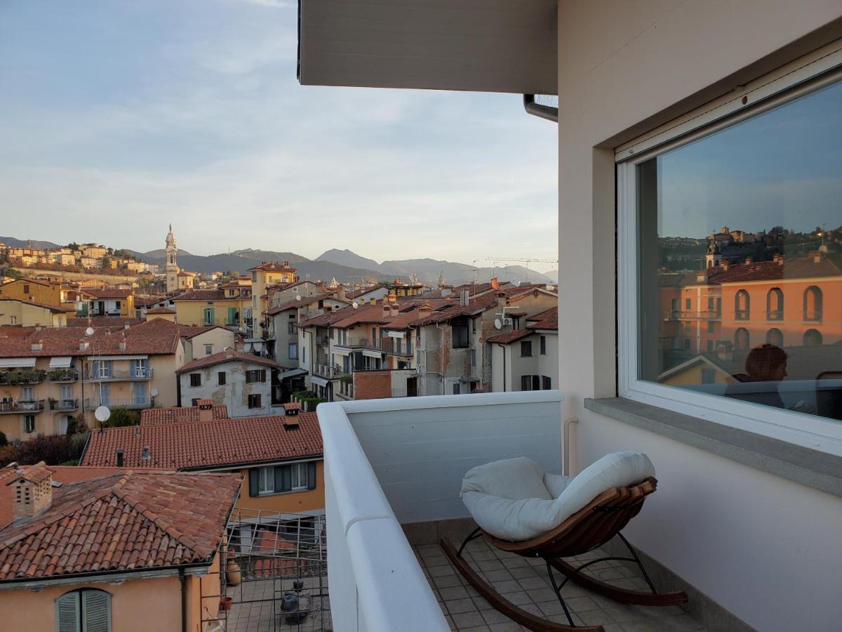 "La Me Ca" Intero Appartamento In Centro Con Vista Sui Colli Bergamo Exterior photo